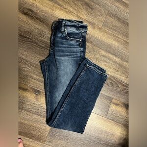 Silver Jeans Women’s Suki Super Skinny Mid Rise Denimotion Medium Wash